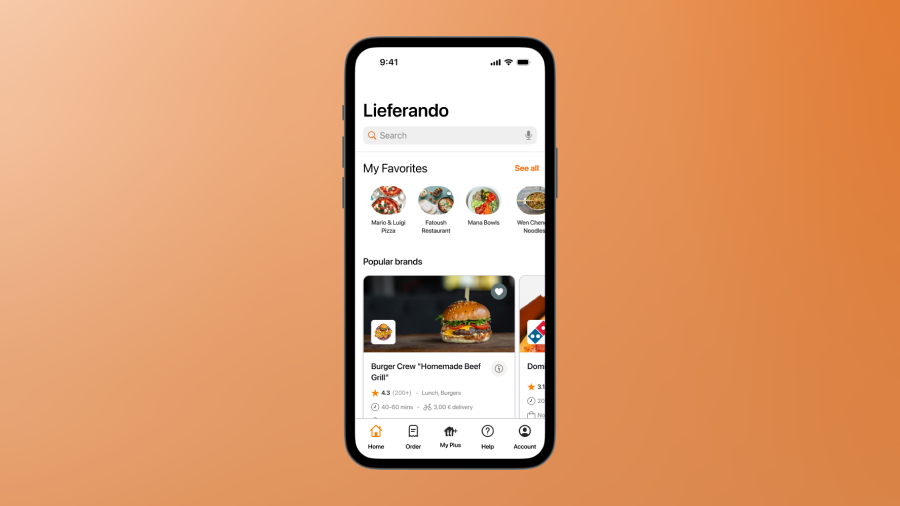 Real-time food delivery tracking interface on a mobile device.